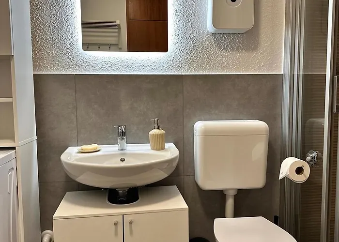 Homindays Terrace With Mountain Views River Just Nearby