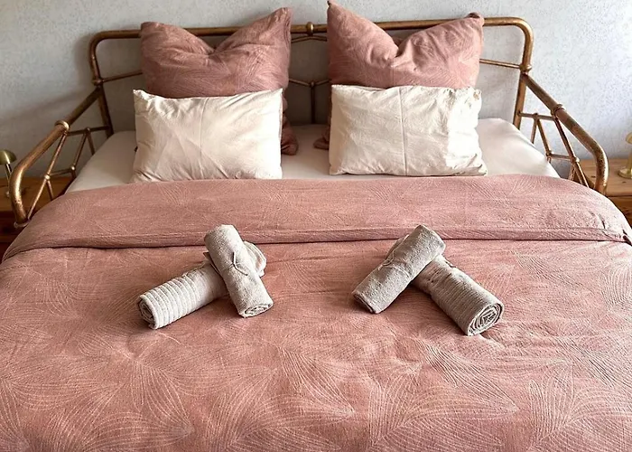 Homindays Terrace With Mountain Views River Just Nearby Appartement